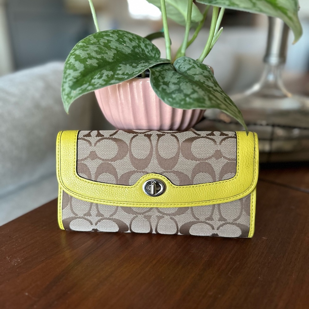 Coach Signature Canvas Wallet - Yellow Trim